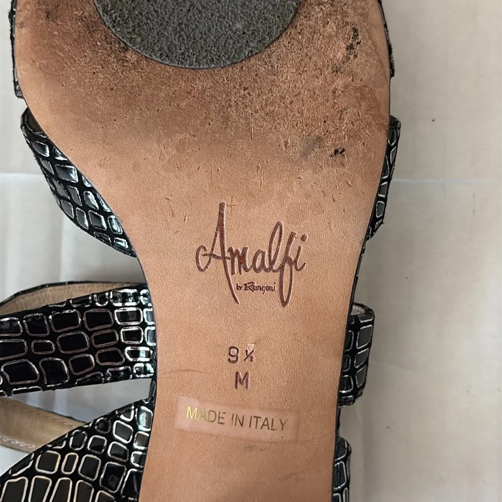 Amalfi by Rangoni Sandals, leather, Black with silver accents, size 9.5